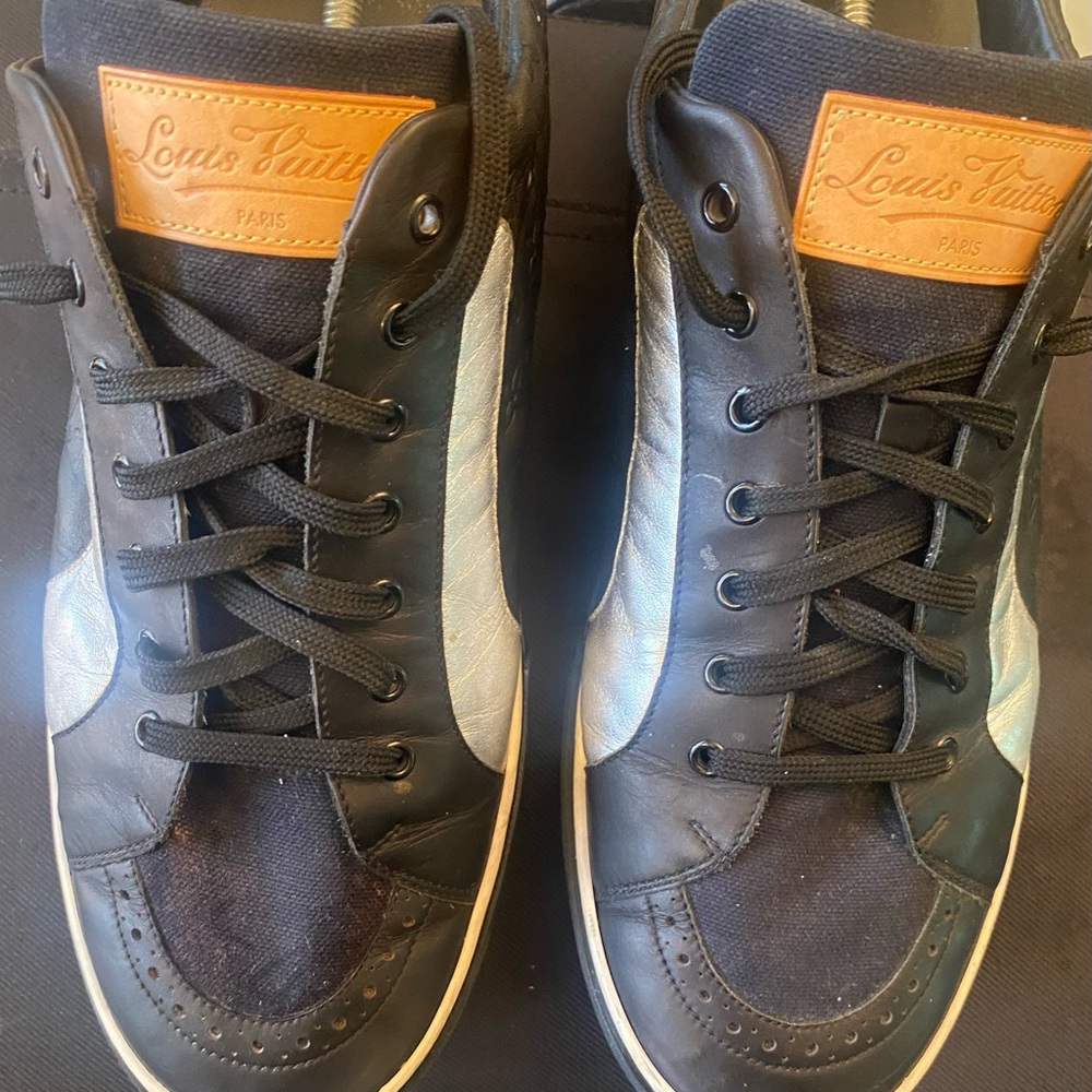 Louis Vuitton Leather Low Top Sneakers